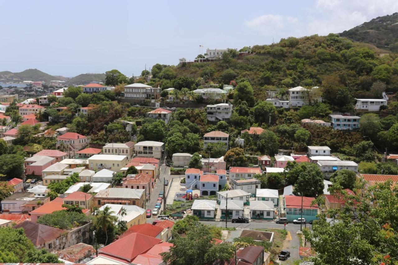 The Green Iguana Hotel Charlotte Amalie Buitenkant foto